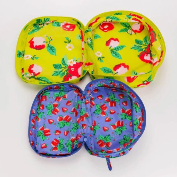 NWT Baggu Packing Cube Set - Needlepoint Fruit (Wild Strawberries, Apple) - Picture 4 of 4